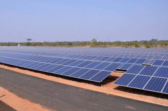 Solar-Powered-Airports-in-India-Hyderabad-International-Airport-Ltd-(GHIAL)